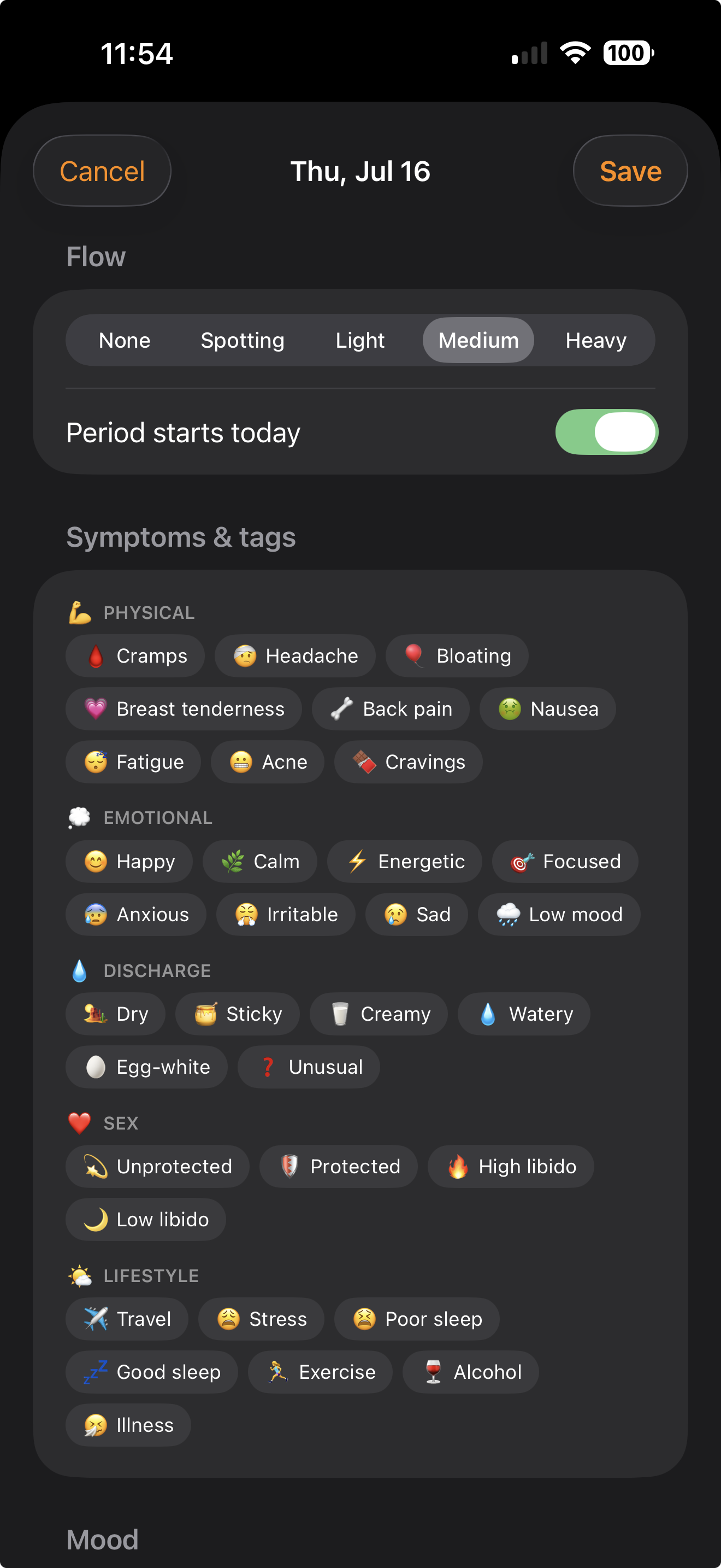 Logging screen with a flow selector and symptom tags